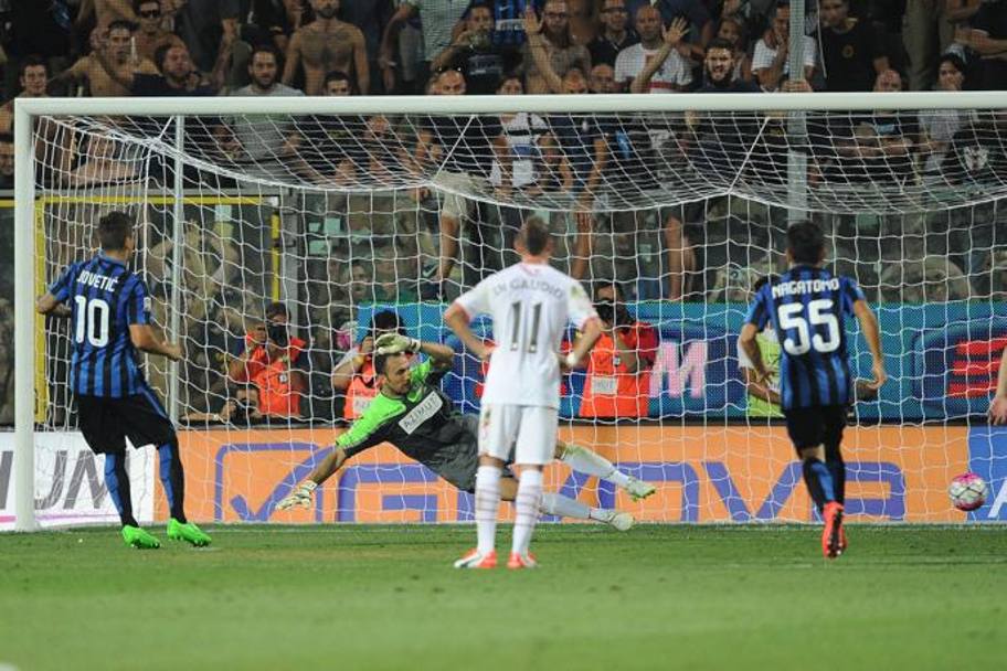 La gioia del Carpi dura poco: all&#39;89&#39; ci pensa ancora Jovetic su rigore a regalare  i 3 punti all&#39;Inter. LaPresse